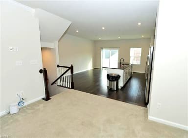 1093 Fleming DR, VIRGINIA BEACH VA 23451 thumb 8