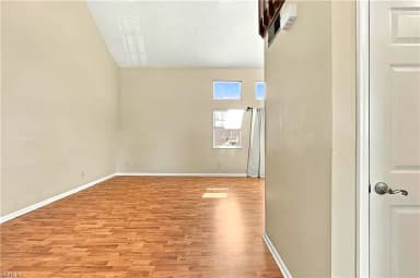 4221 Laurel Green CIR, VIRGINIA BEACH VA 23456 thumb 4