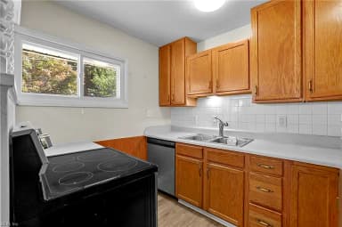 1719 N Lakeland DR, NORFOLK VA 23518 thumb 11