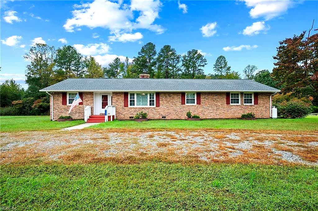 17450 Mill Run LN, BOWLING GREEN VA 22427 - Main photo