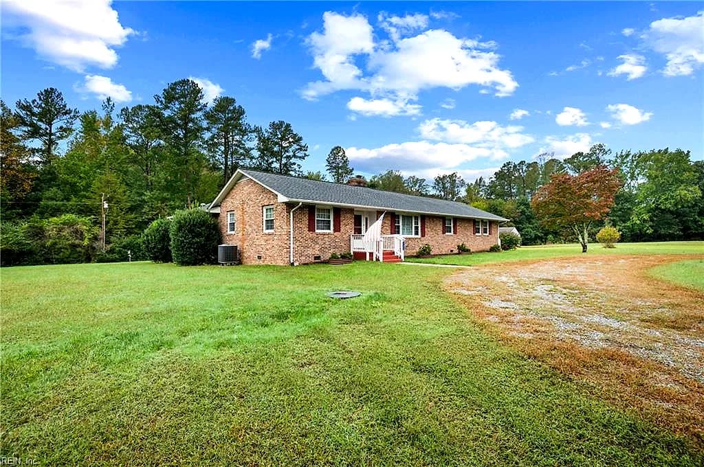 17450 Mill Run LN, BOWLING GREEN VA 22427 - Photo 3