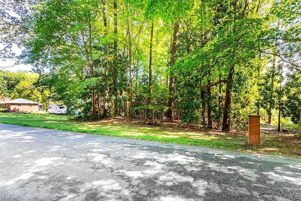 42 Scufflefield RD, NEWPORT NEWS VA 23602 - Photo 3