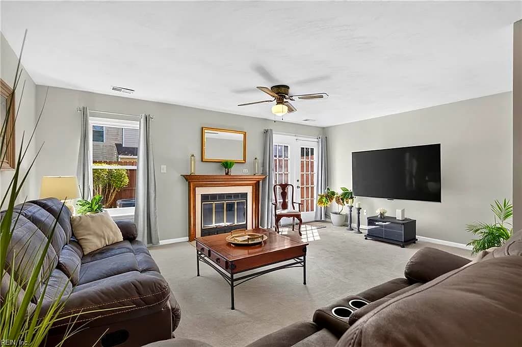 4703 Parvathi CT, VIRGINIA BEACH VA 23462 - Photo 4