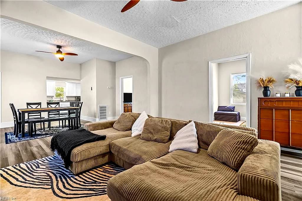 2612 Madison AVE, NEWPORT NEWS VA 23607 - Photo 5
