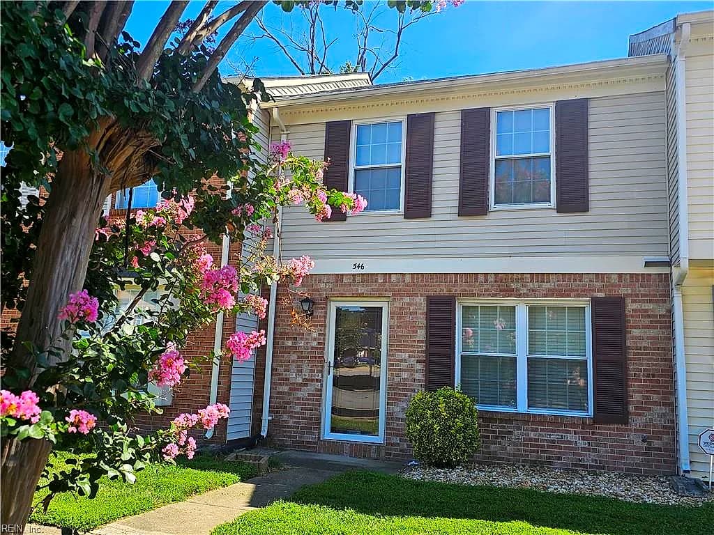 546 Hollomon DR, HAMPTON VA 23666 - Photo 2