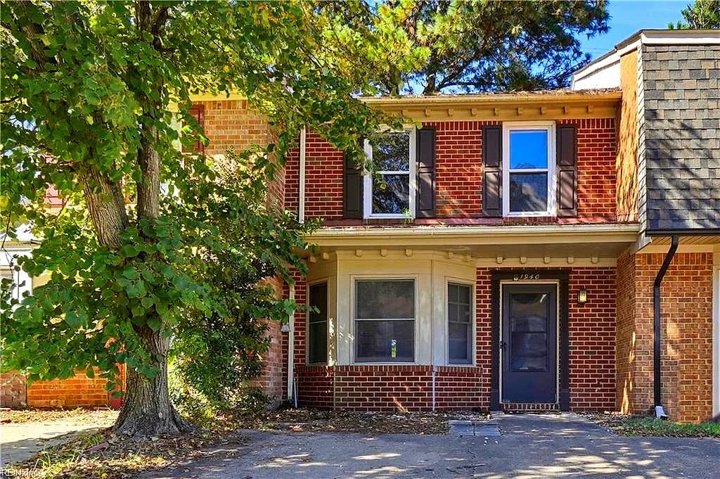 1940 Candlelight DR, CHESAPEAKE VA 23325 - Photo 2