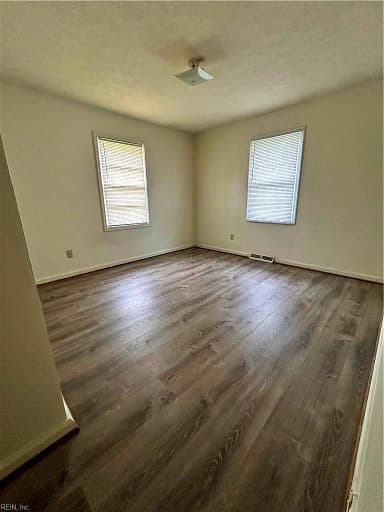 27 Wellington DR, HAMPTON VA 23669 thumb 8