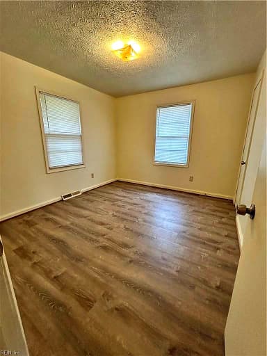 27 Wellington DR, HAMPTON VA 23669 thumb 9