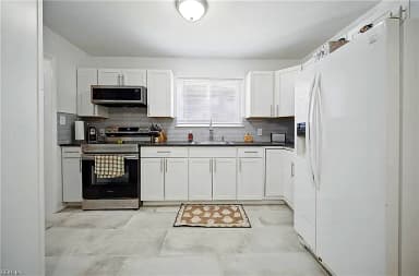 1036 Willingham ST, NORFOLK VA 23505 thumb 2