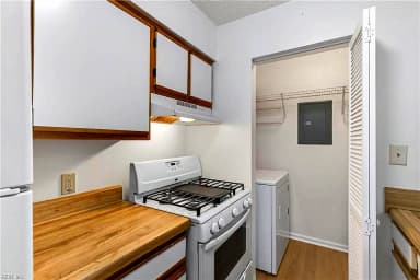 12869 Daybreak CIR, NEWPORT NEWS VA 23602 thumb 6