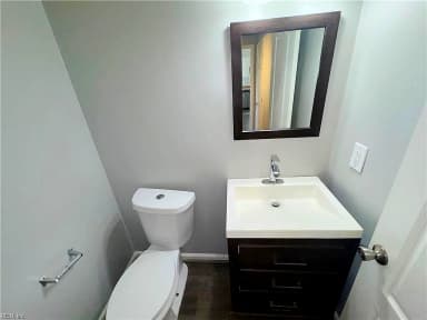 512 Bay Oak DR, CHESAPEAKE VA 23323 thumb 12
