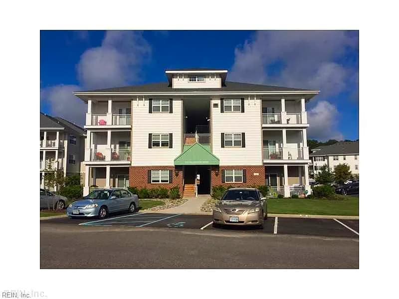 4332 Hillingdon BND #307, CHESAPEAKE VA 23321 - Photo 2
