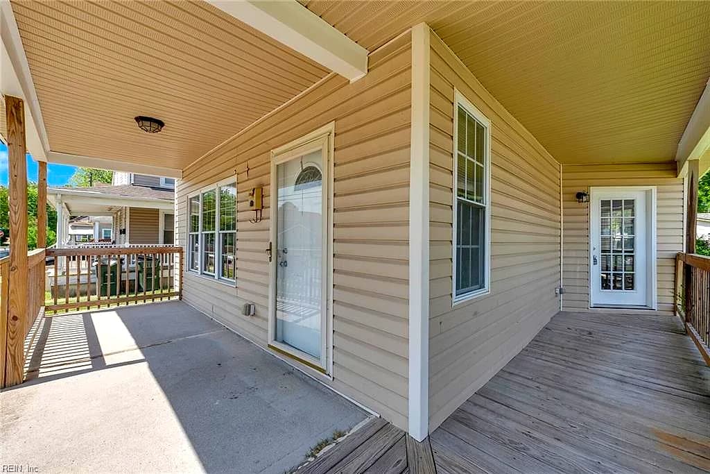 1009 Elkin ST, NORFOLK VA 23523 - Photo 3