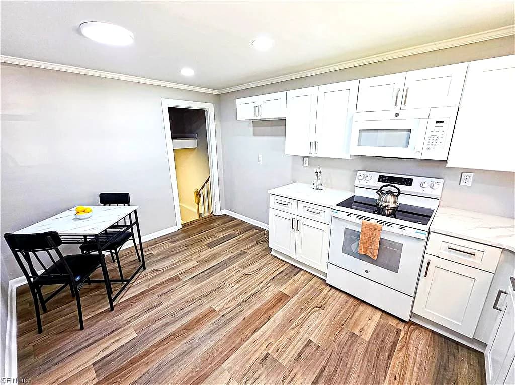 5341 Roslyn DR, NORFOLK VA 23502 - Photo 4