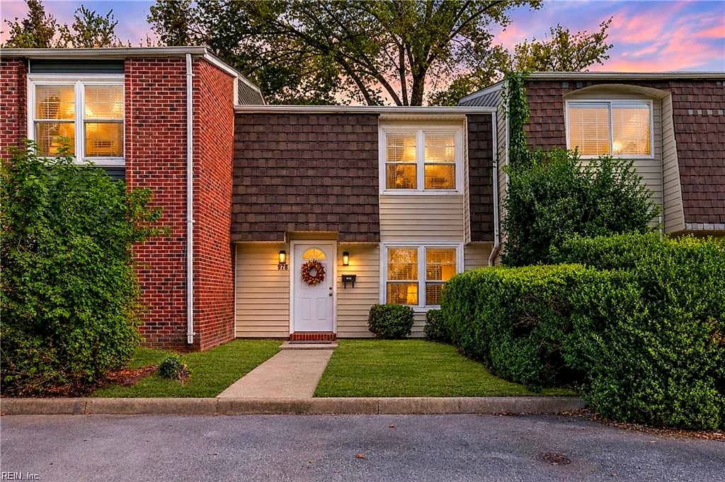 978 Level Green BLVD, VIRGINIA BEACH VA 23464 - Main photo