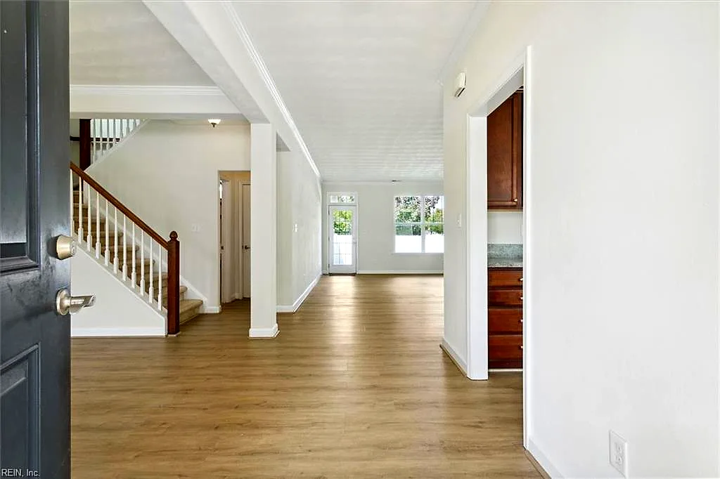 1665 Briarfield RD, HAMPTON VA 23669 - Photo 4