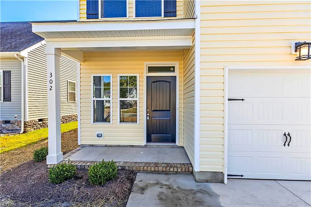 302 Gale Ave AVE, CHESAPEAKE VA 23323 - Photo 5