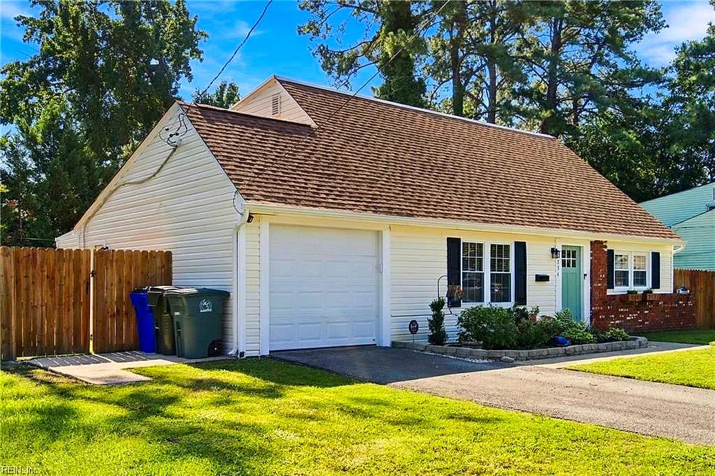 734 Red Mill RD, NORFOLK VA 23502 - Photo 5