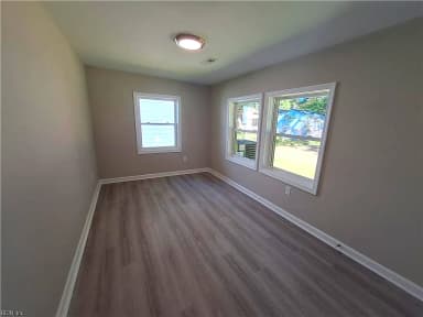 55 Phelps CIR, HAMPTON VA 23663 thumb 11