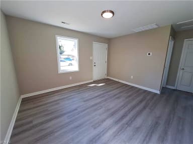 55 Phelps CIR, HAMPTON VA 23663 thumb 5