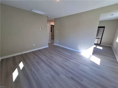 55 Phelps CIR, HAMPTON VA 23663 thumb 6