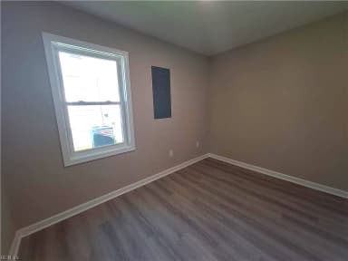 55 Phelps CIR, HAMPTON VA 23663 thumb 10