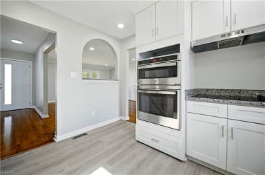 305 Shoreline DR, HAMPTON VA 23669 thumb 10