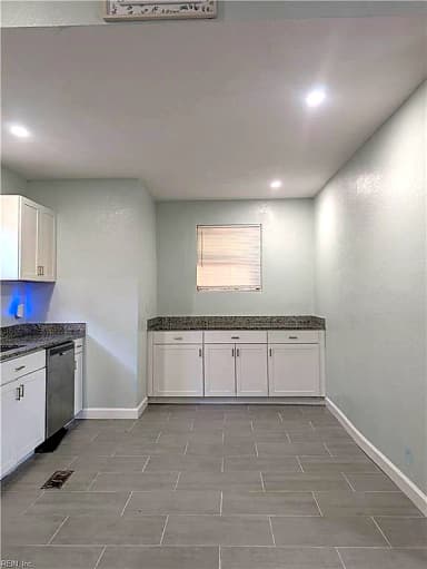 2502 Orcutt AVE, NEWPORT NEWS VA 23607 thumb 8