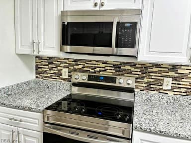 1303 Glyndon DR, VIRGINIA BEACH VA 23464 thumb 3