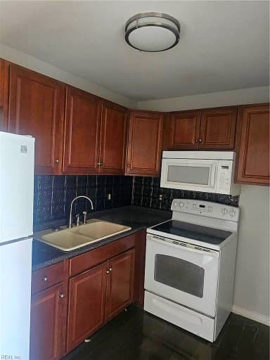 420 Pendleton ST, NORFOLK VA 23512 thumb 3