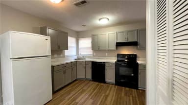 5505 Fountain CT, VIRGINIA BEACH VA 23462 thumb 3