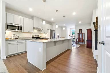 1047 Breakwater TRL, CARROLLTON VA 23314 thumb 8