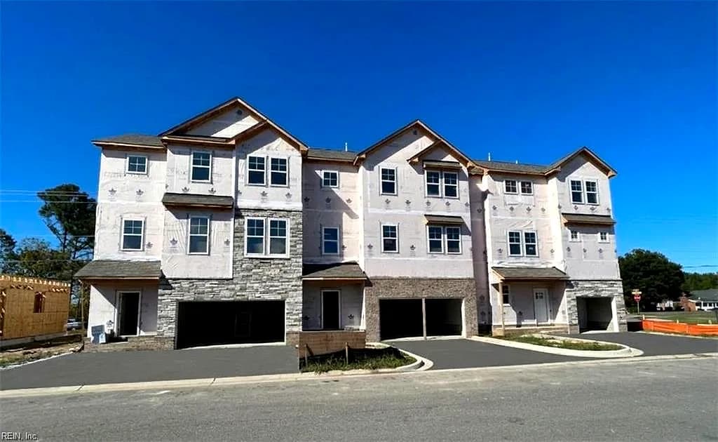 1648 Songbird LN, CHESAPEAKE VA 23323 - Photo 3