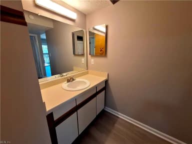 20 Wells CT, HAMPTON VA 23666 thumb 11