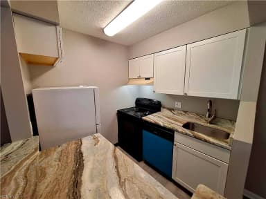 20 Wells CT, HAMPTON VA 23666 thumb 9