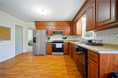 628 Gladesdale DR, CHESAPEAKE VA 23322 thumb 12