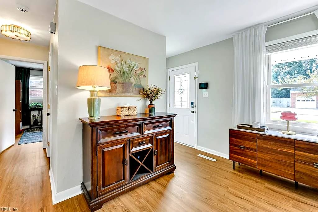 1710 Kingsway RD, NORFOLK VA 23518 - Photo 4