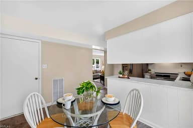 4087 Peridot DR, VIRGINIA BEACH VA 23456 thumb 9
