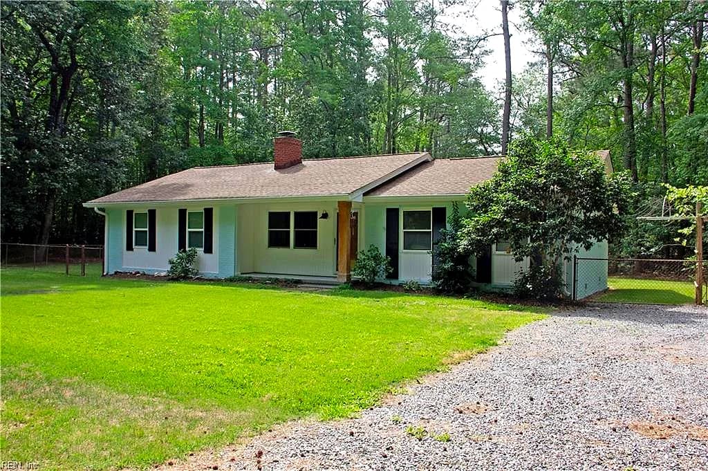 764 Lovers LN, MATHEWS VA 23109 - Photo 2