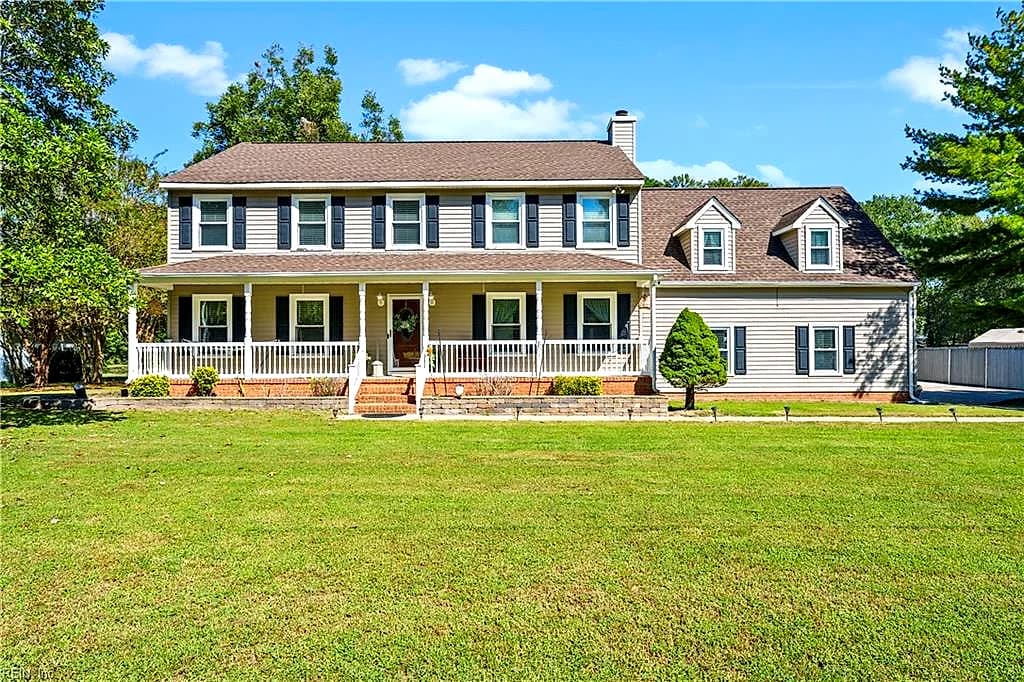 208 Appaloosa WAY, SMITHFIELD VA 23430 - Photo 3