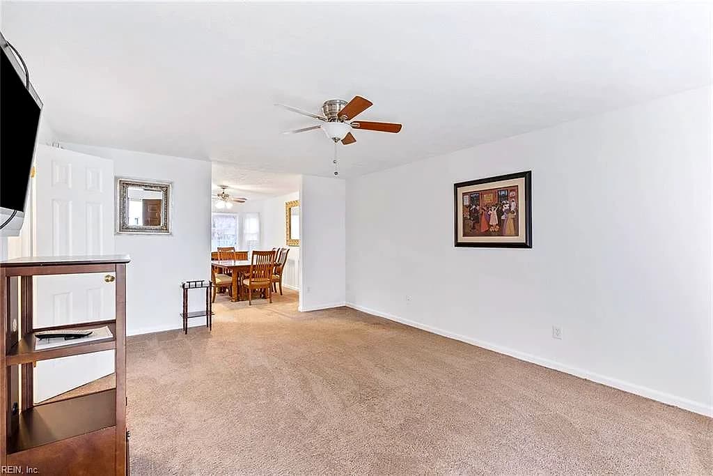 233 Susan Constant DR, NEWPORT NEWS VA 23608 - Photo 4
