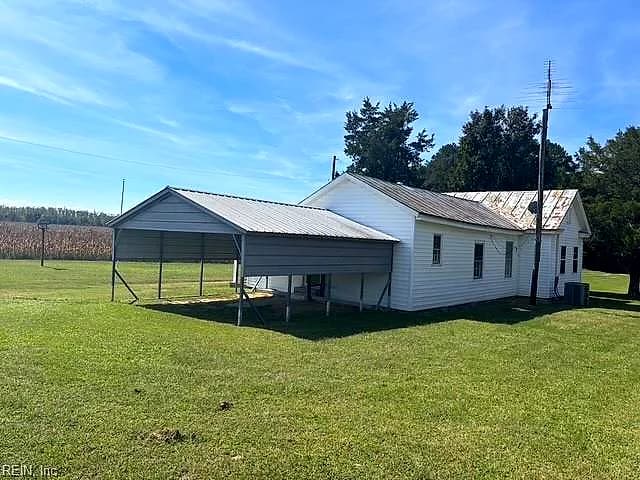 16563 Barrett DR, ZUNI VA 23898 - Photo 5