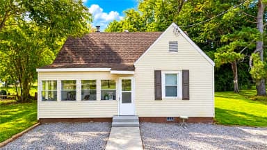 6118 Old Carrsville RD, CARRSVILLE VA 23315 thumb 1