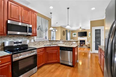 4 Kenan CT, HAMPTON VA 23666 thumb 11