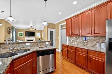 4 Kenan CT, HAMPTON VA 23666 thumb 12