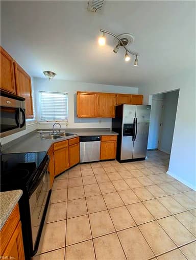 1103 Mill Pond Ct CT, SUFFOLK VA 23434 thumb 7