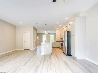 8218 Tidewater DR, NORFOLK VA 23505 thumb 8