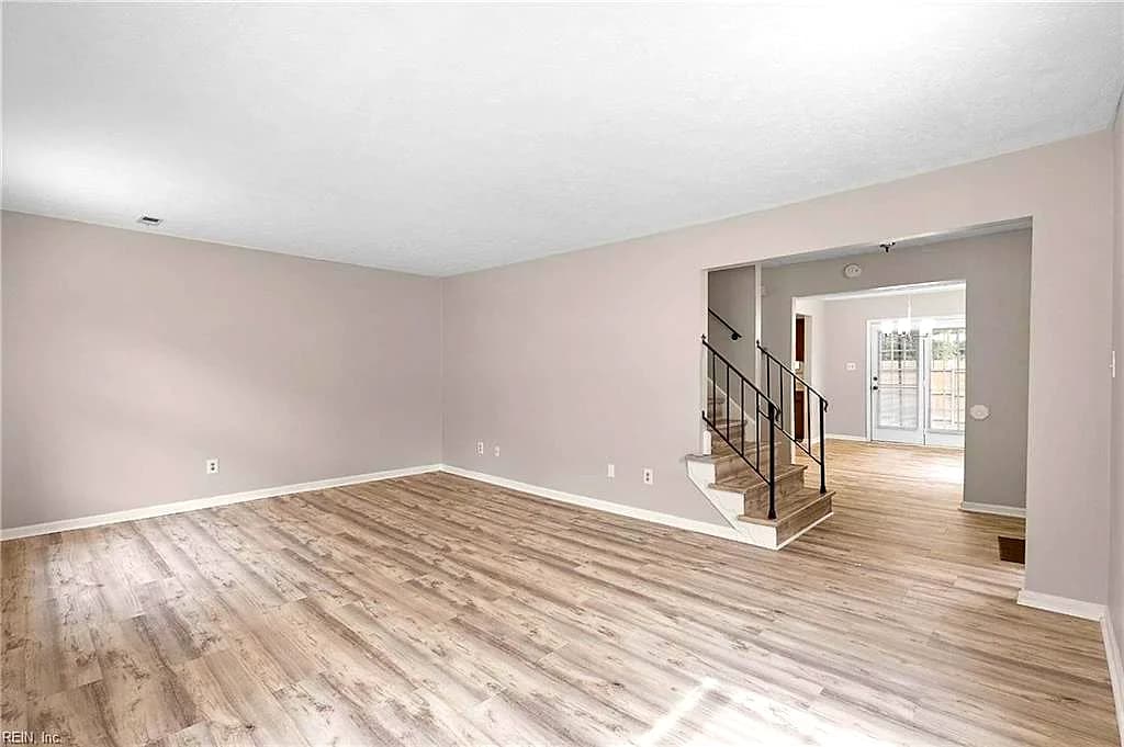 357 Deputy LN #F, NEWPORT NEWS VA 23608 - Photo 4