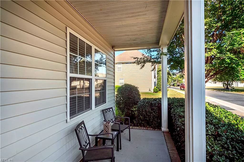 3640 Cainhoy LN, VIRGINIA BEACH VA 23462 - Photo 3