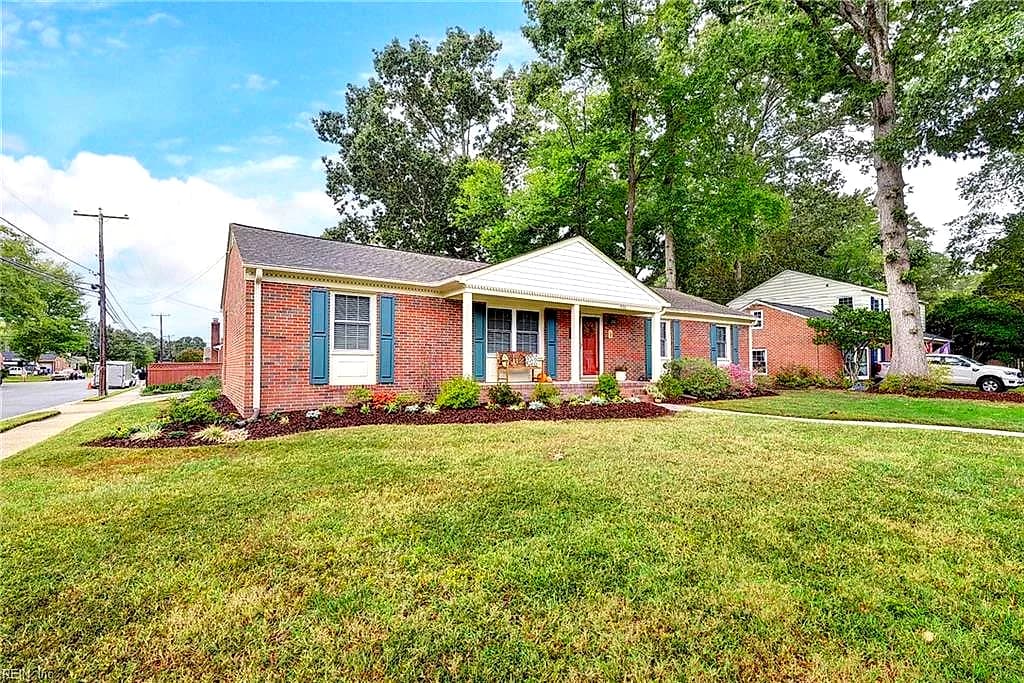 901 Elder RD, NEWPORT NEWS VA 23608 - Photo 4
